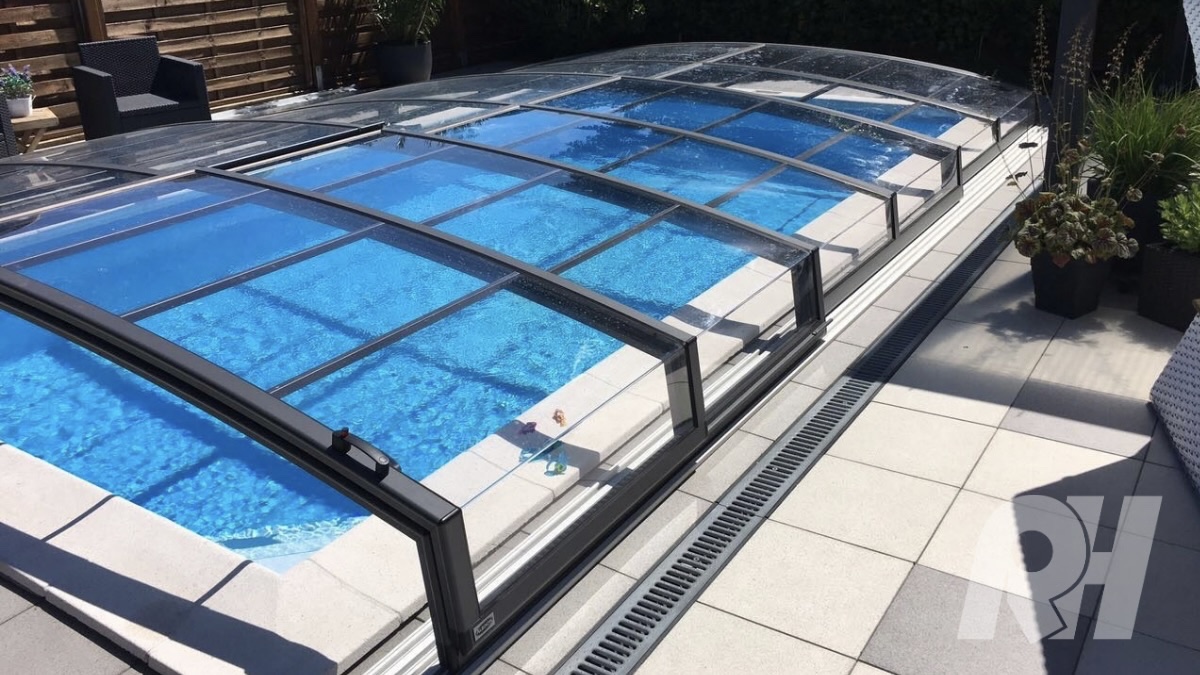 R+H Schwimmbäder